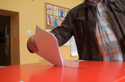 Ile zapłaciliśmy za ostatnie referendum? wybory urna glowosowanie430