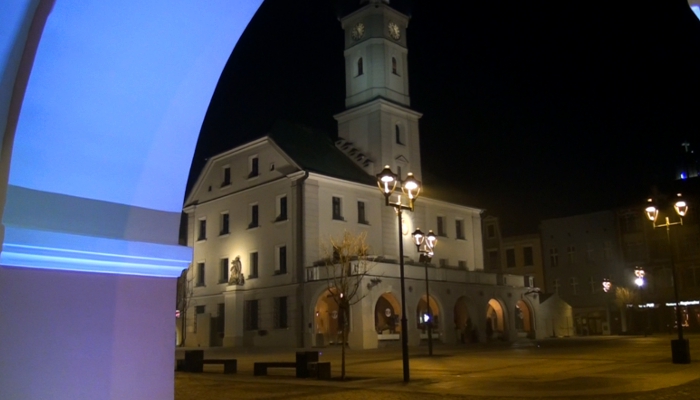 Miasto zaoszczędzi na wspólnym zakupie energii? Niekoniecznie rynek noc gliwice700