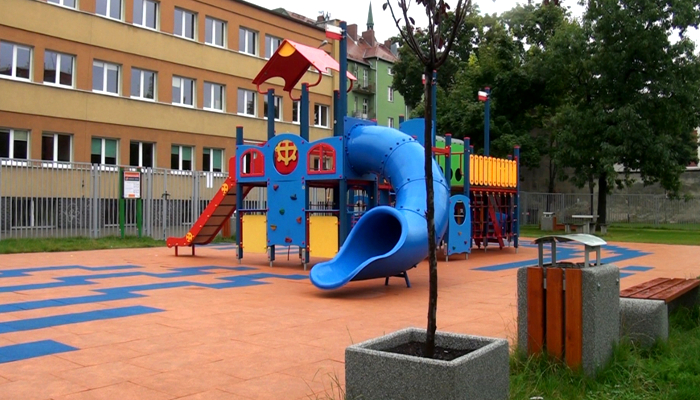 plac zabaw radosna plac zabaw radosna