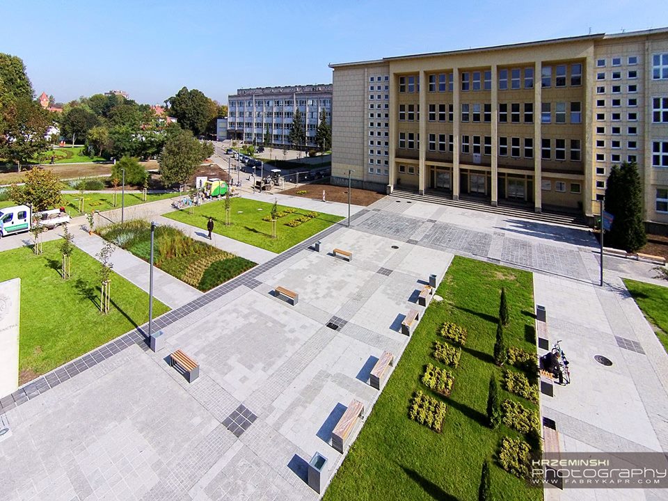 akademicka akademicka