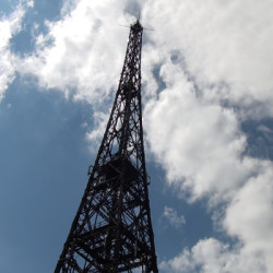 radiostacja niebo700