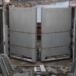 Montaż wrót śluzy