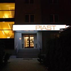 hotel piast4 b