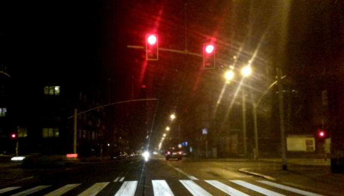 noc swiatla sygnalizacja