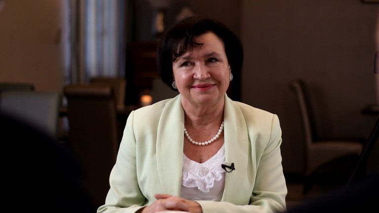 Po godzinach: radna Krystyna Sowa (TV)