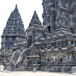 Prambanan 3
