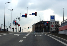 Zielone światło jest za krótko. Problemy kierowców zjeżdżających z DTŚ czerwone sygnalizacja dts