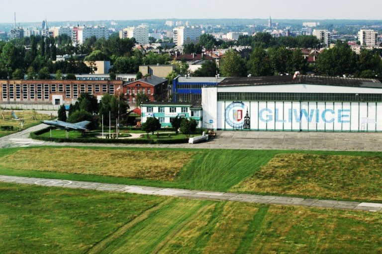 Chcą rozbudowy lotniska w Gliwicach. Przygotowane 19 milionów zł