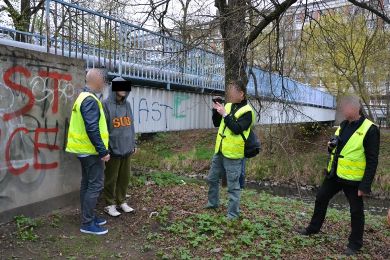 Ciało w walizce. Przeprowadzono wizję lokalną. Są zarzuty dla podejrzanego