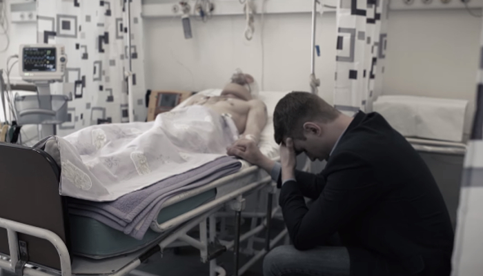 „Kamil”, czyli pouczająca historia od gliwickiego rapera. Zobacz teledysk