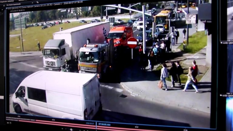 Korkuje się skrzyżowanie Częstochowska / Jagiellońska? Oto przyczyna