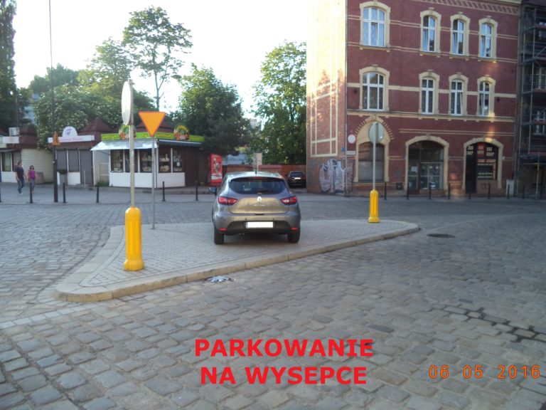 Tak „mistrzowie” parkowali w czerwcu