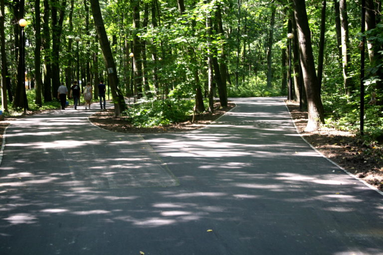 W Gliwicach już jest kilometrowa trasa dla rolkarzy