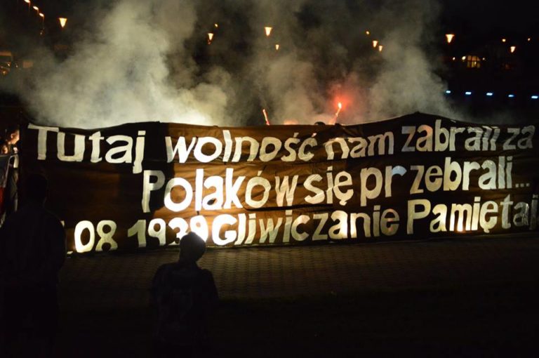 Tutaj wolność nam zabrali, za Polaków się przebrali
