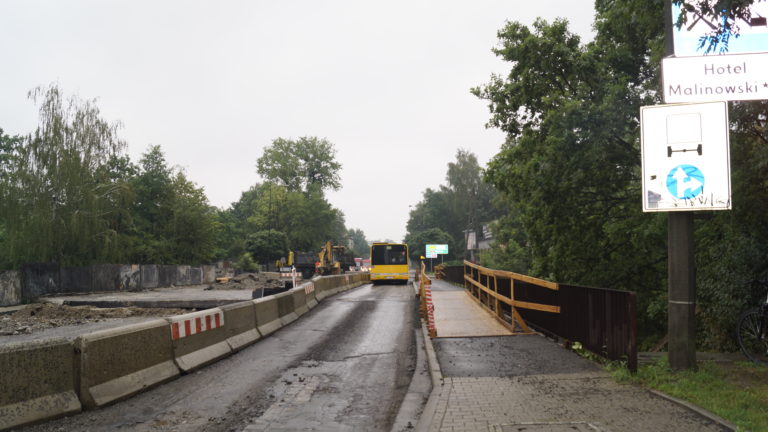 Kolejny etap prac przy remoncie wiaduktu
