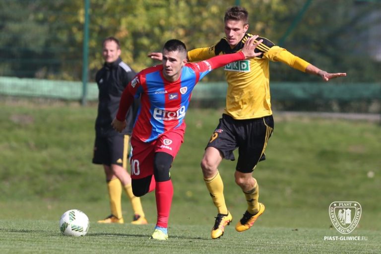 Piast wygrywa sparing. Strzelają Barisić i Mraz