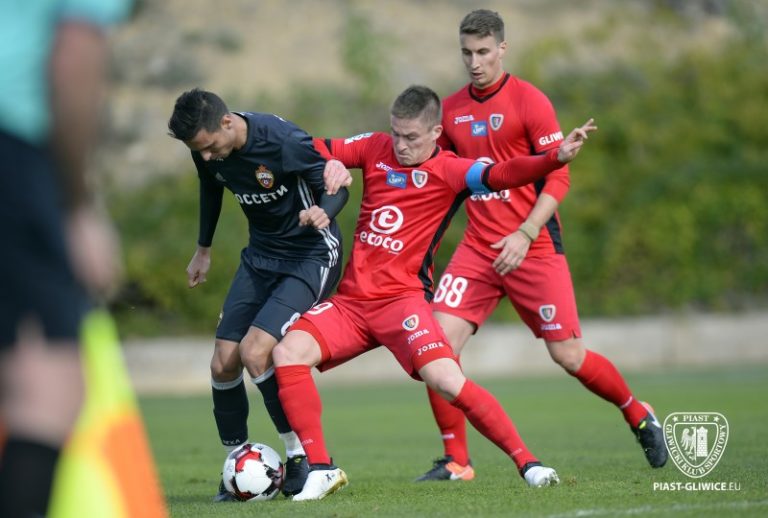 Piast przegrał z CSKA Moskwa. Pierwsza porażka w Hiszpanii