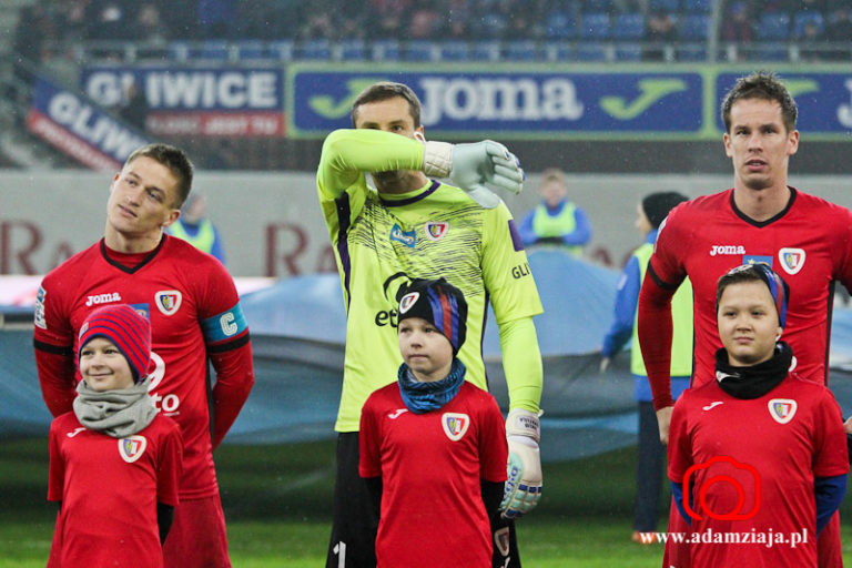 Bramkarz Piasta obiecuje: „Nigdy się nie poddamy”