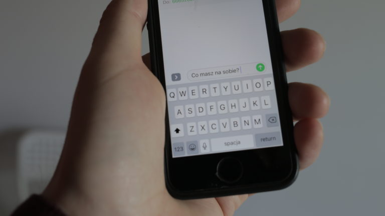 Wysyłał sprośne SMS-y. Kobieta zgłosiła stalking