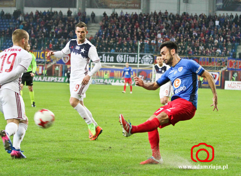 Mecz Piast – Wisła na zdjęciach