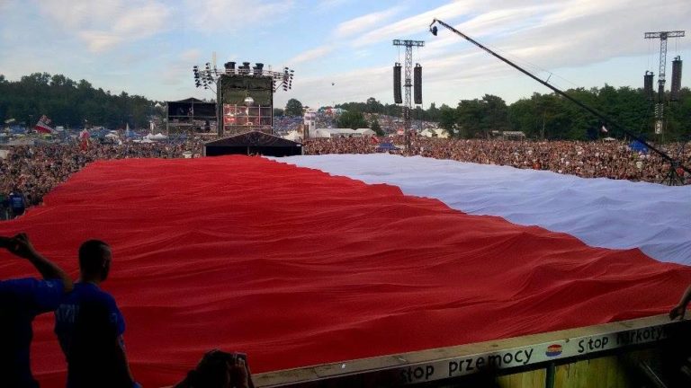 Gliwicka, wielka flaga Polski „wystąpi” na Woodstocku