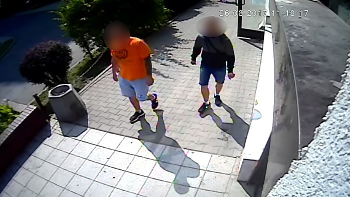 Podejrzani o kradzież samochodu zatrzymani dzięki internautom