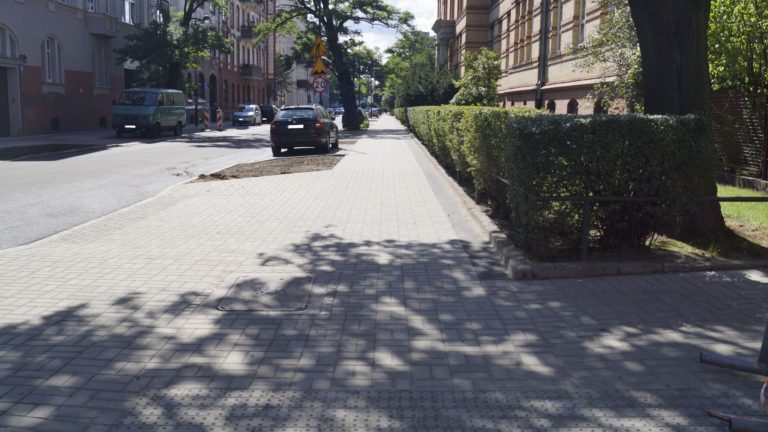 Trwa remont ul. Ziemowita. Otworzą jedną część ulicy, zamkną drugą