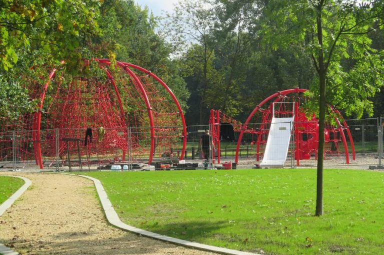 Park Chrobrego pięknieje. Inwestycja robi wrażenie