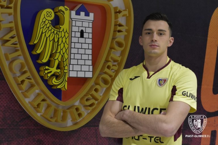 Piast sprowadza nowych zawodników, a innym pozwala szukać pracodawcy