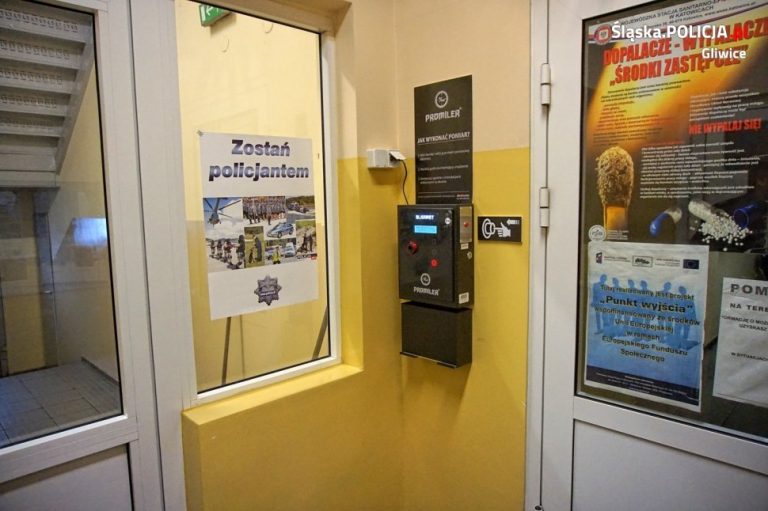 Na każdym komisariacie w Gliwicach możesz sprawdzić trzeźwość. Alkomaty kupiło miasto