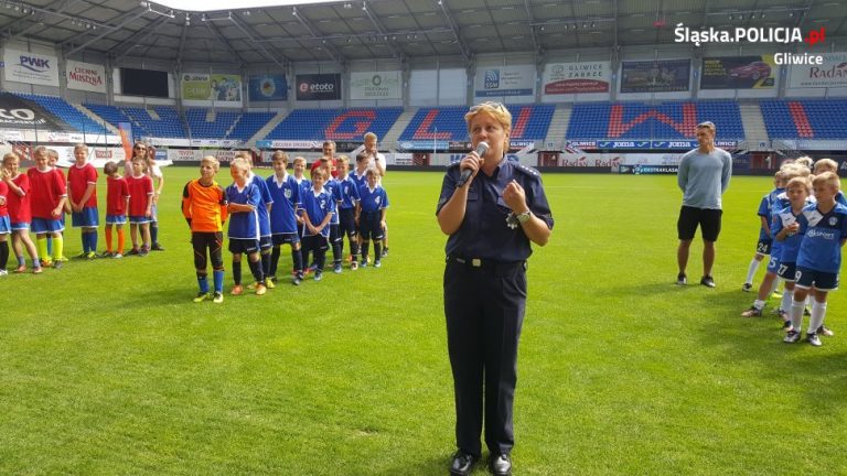 Ulubiona policjantka gliwickich uczniów przeszła na emeryturę