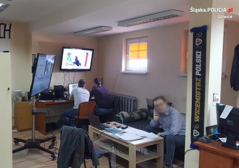 Awantura podczas meczu. Zatrzymano kolejnych 6 pseudokibiców