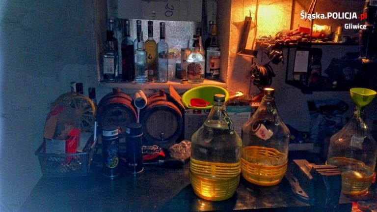 Gliwicka policja zlikwidowała nielegalną destylarnię alkoholu