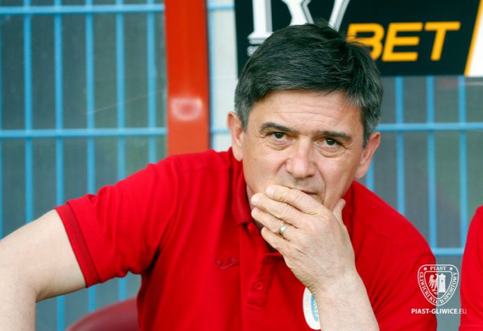 F0524A89 7EB7 4DA9 8D33 D6B35F702D06 F0524A89 7EB7 4DA9 8D33 D6B35F702D06