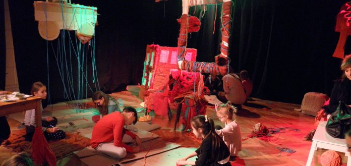 Teatr Miejski w Gliwicach  warsztaty welniane fot.Sandra Jaworudzka