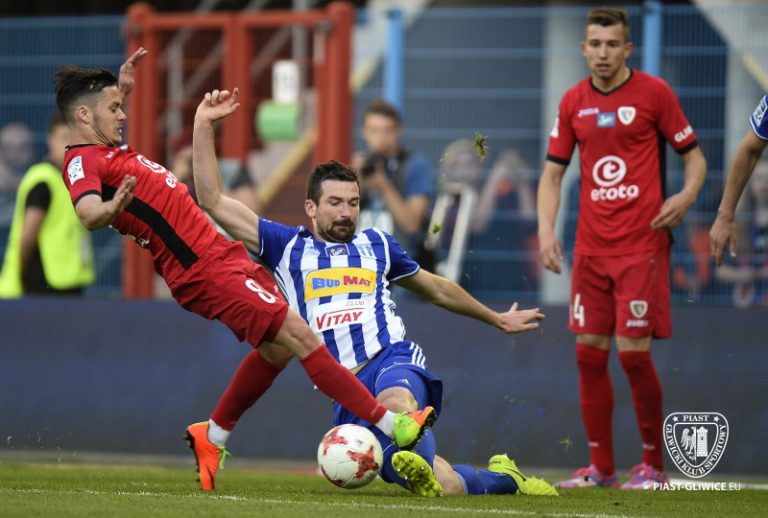 Piast pozyskał piłkarza Wisły. Nowy obrońca w Gliwicach