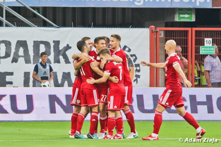 Piast gra dzisiaj z Legią Warszawa. Mecz Pucharu Polski