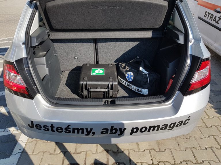 Defibrylatory AED w samochodach gliwickiej straży miejskiej