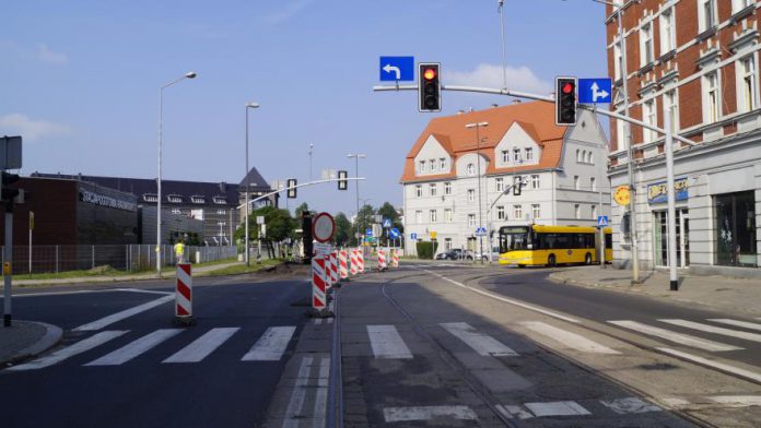 9006CD2A E465 4702 A882 2537EA674157 9006CD2A E465 4702 A882 2537EA674157