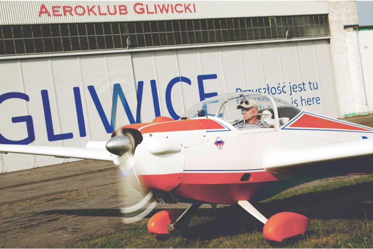 Gliwicki Aeroklub ma nowy motoszybowiec