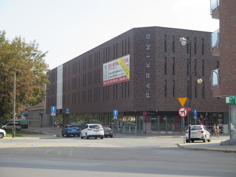 Można już korzystać z parkingu wielopoziomowego przy ul. Dunikowskiego