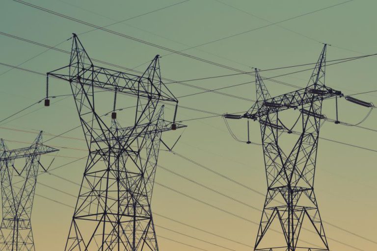 Zapłacimy o 67% więcej za prąd. Państwowe spółki energetyczne podnoszą ceny