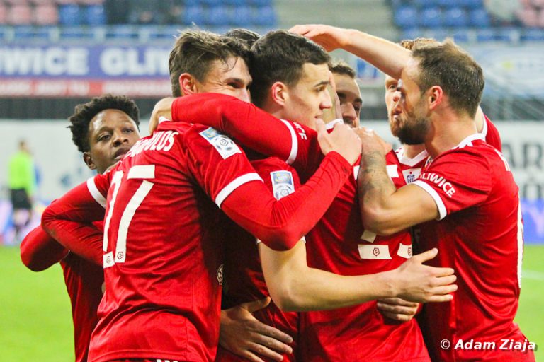 Piast zdominował Pogoń i wygrał pewnie. Zdjęcia z meczu