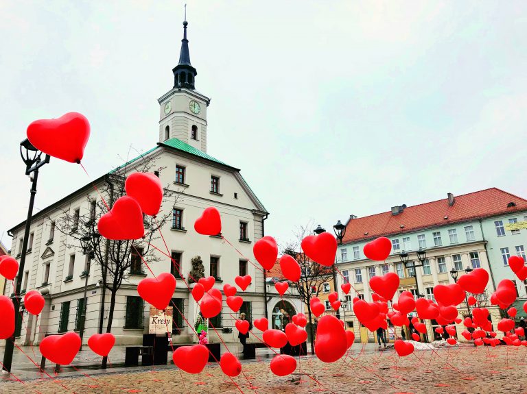 Serduszka na Rynku. Walentynkowa akcja miasta Gliwice