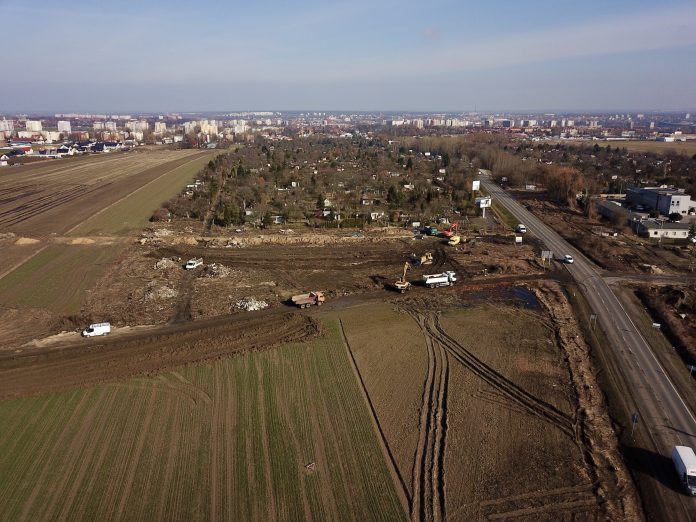 DDBCE373A4B9046A7B6617B7F8ABDFAA