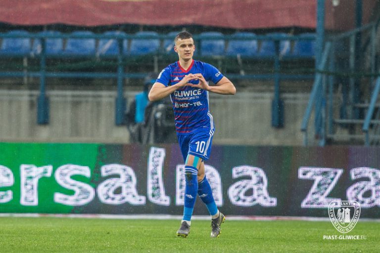 Patryk Dziczek został nominowany do nagrody Młodzieżowca Miesiąca