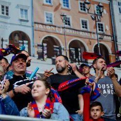 32C65966 D3E9 4103 B828 BF8E752E8217