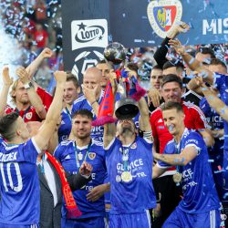 C1B41439 1484 4E30 B018 822D214C0678