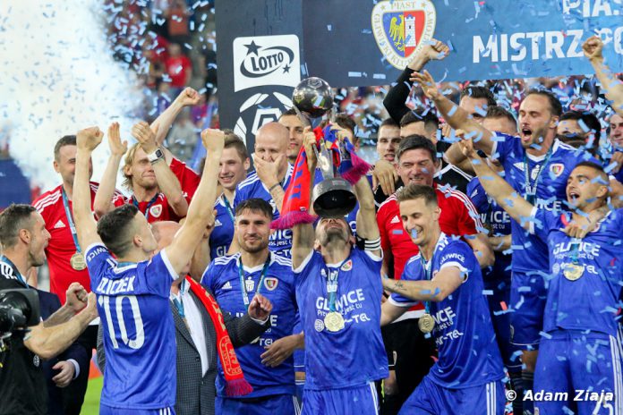 C1B41439 1484 4E30 B018 822D214C0678