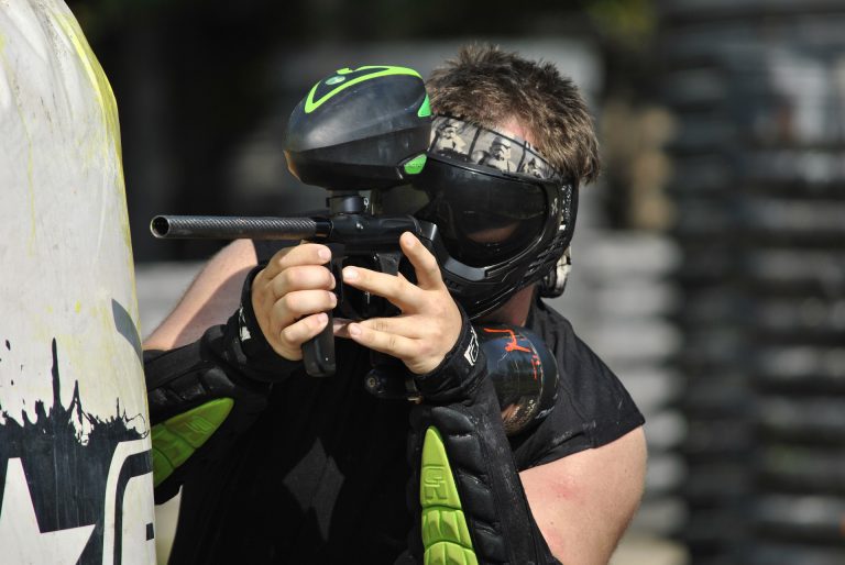 Idealne miejsce na wieczór kawalerski? Paintball